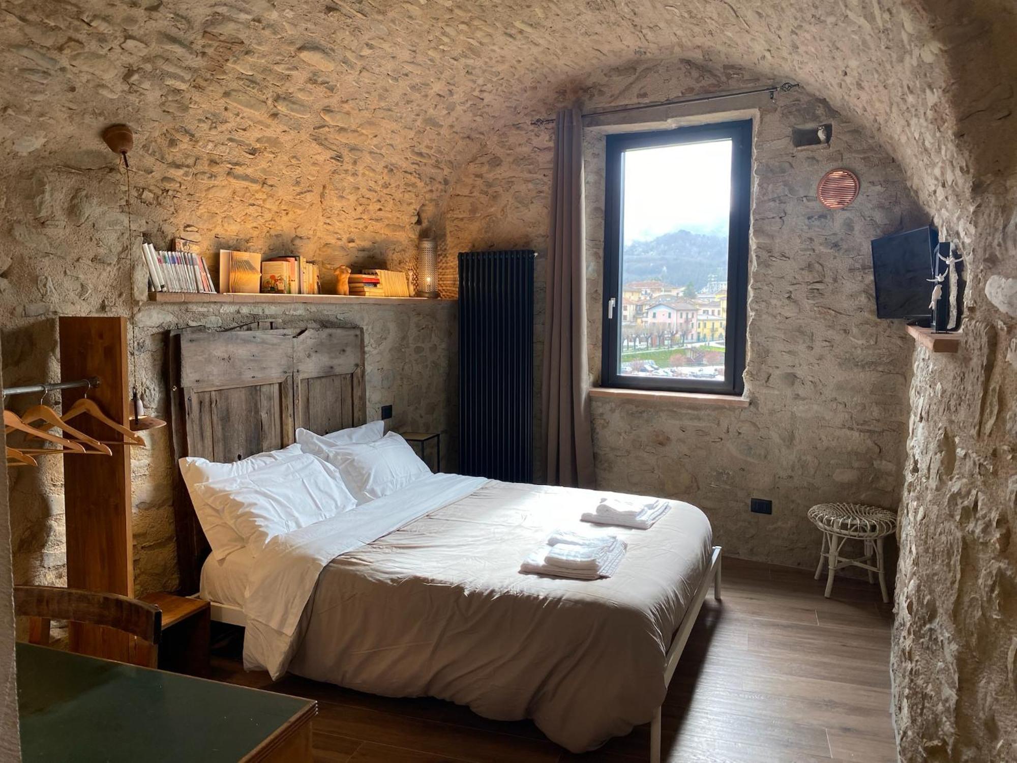 La Casa Medievale Suites E Spa Pontremoli Exterior foto
