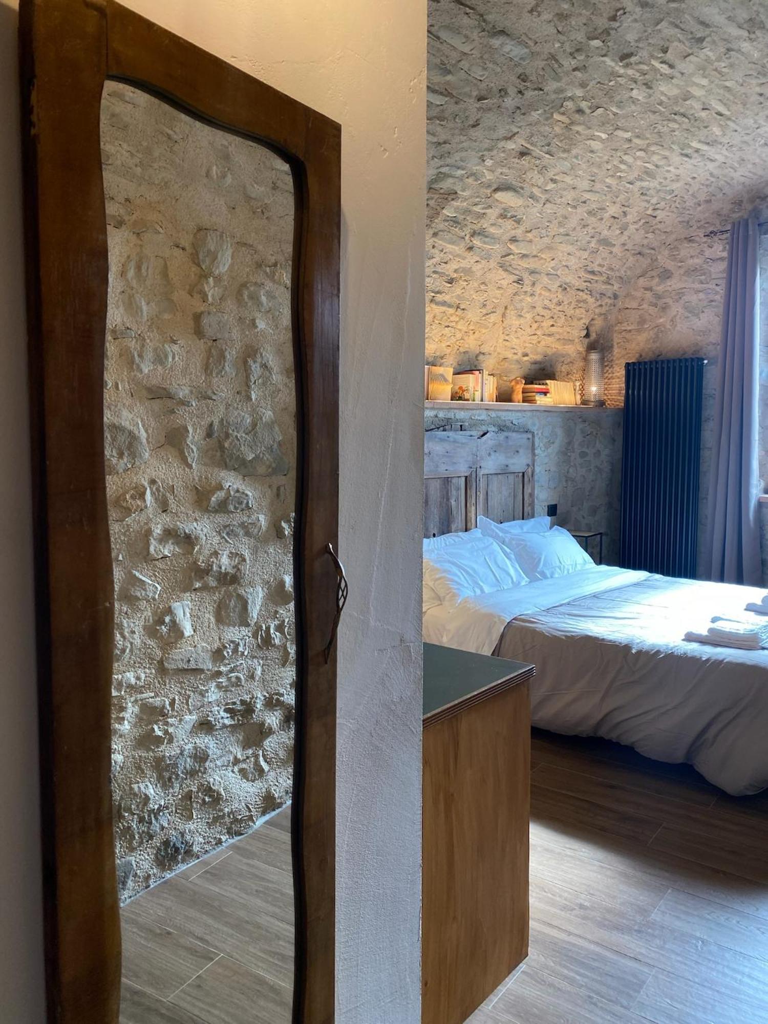 La Casa Medievale Suites E Spa Pontremoli Exterior foto